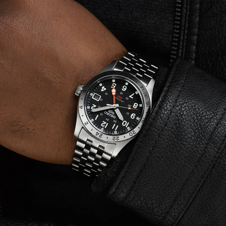 Seiko 5 Sports Field Style GMT 'Deploy' - Image 2