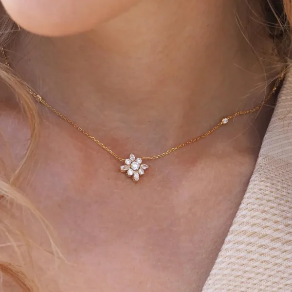 CARAT* London Noa Collection – Camelia