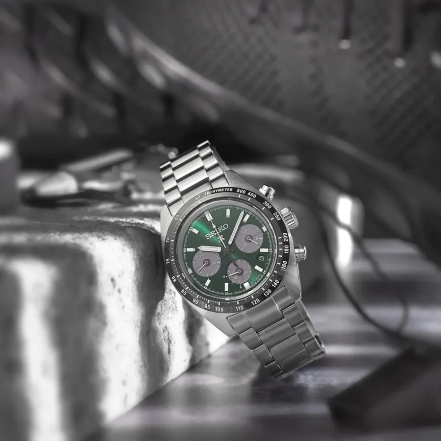 Seiko Prospex Speedtimer 1969 Re-Creation 'Deep Green' - Image 2
