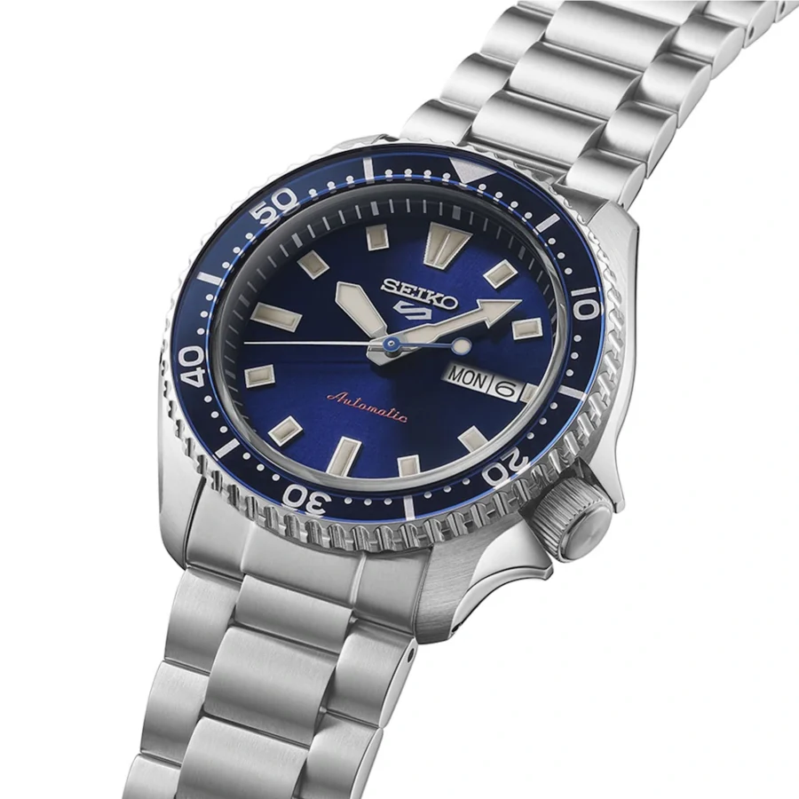 Seiko 5 Sports SKX Redux 'Koniro Blue' - Image 3