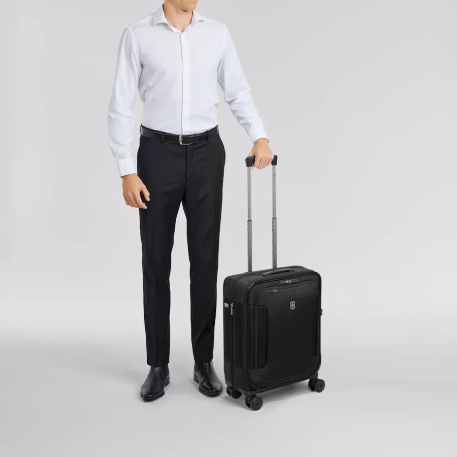 Victorinox Werks Traveler 7.0 Global Carry-On - Image 9