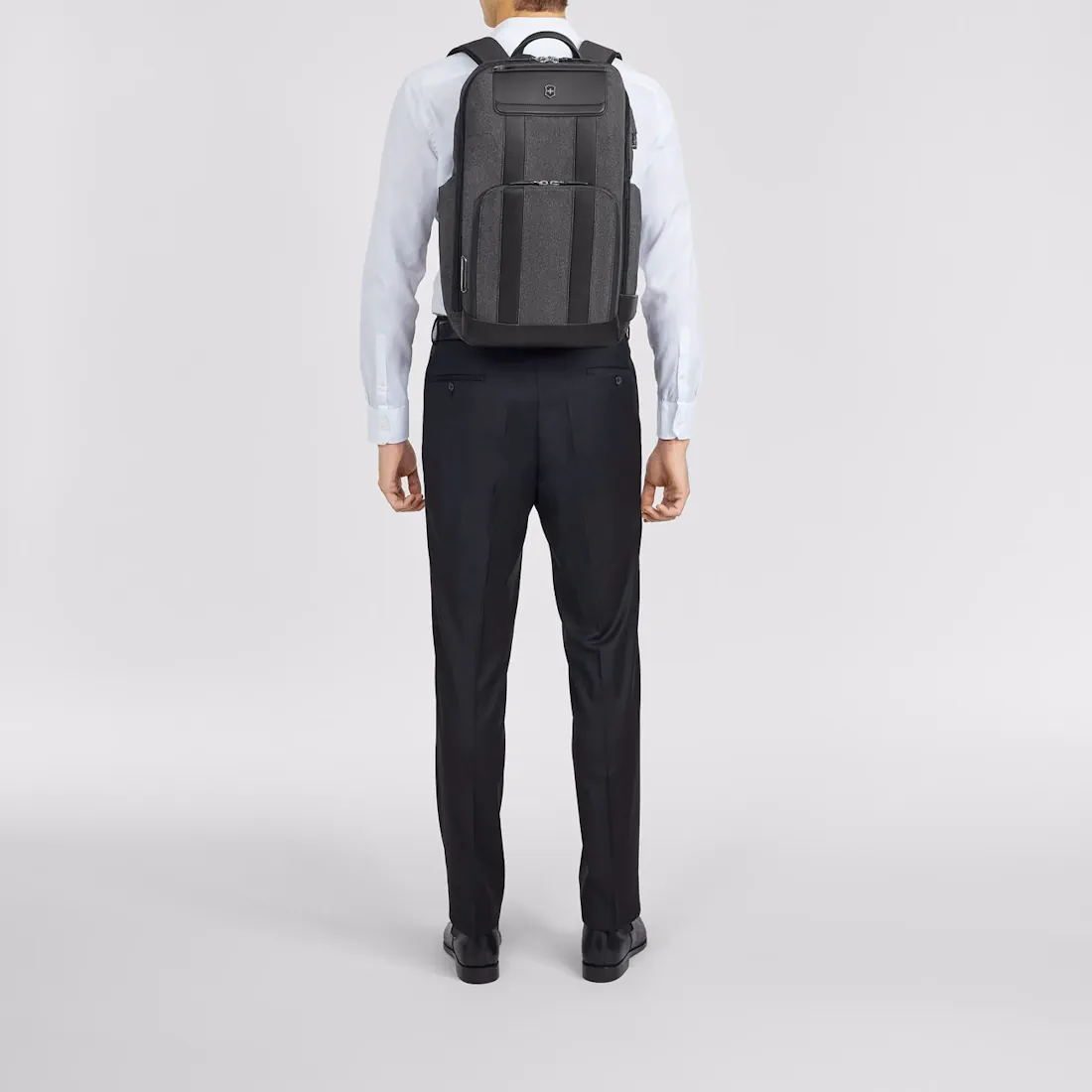 Victorinox Architecture Urban2 Deluxe Backpack - Image 5